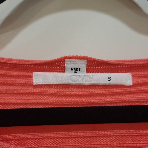 Only Ribbed Pink Sweater, Size Small - Picture 12 of 12